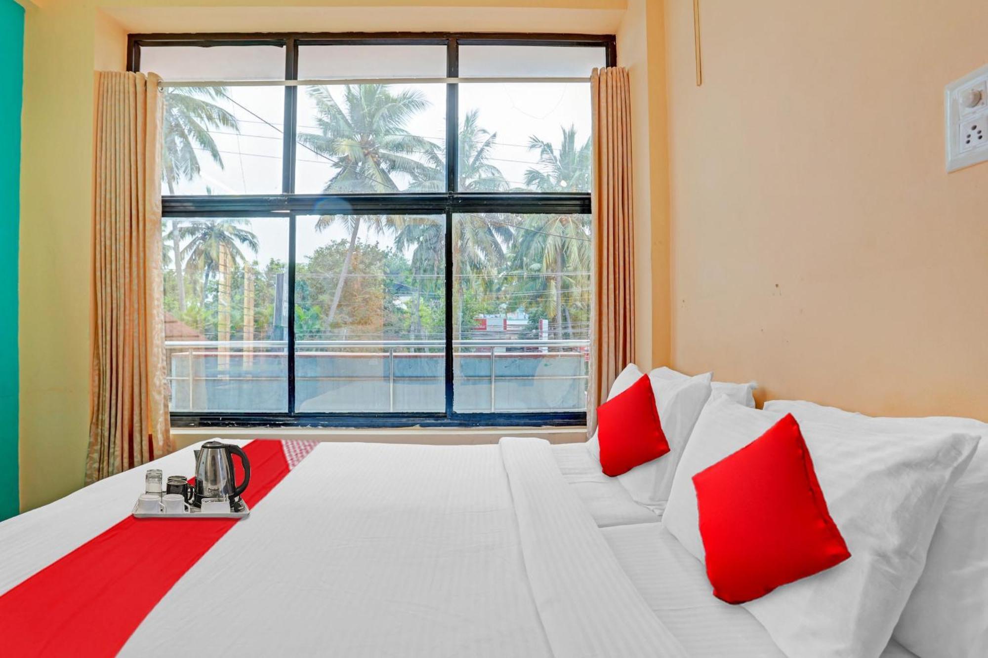 Hotel Spot On The New View Regency Thiruvananthapuram Exterior foto